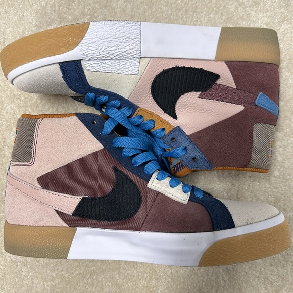 Nike SB Blazer Mid Mosaic - Wine Blue Pink - DA8854-600 Never worn. No box - Picture 4 of 10